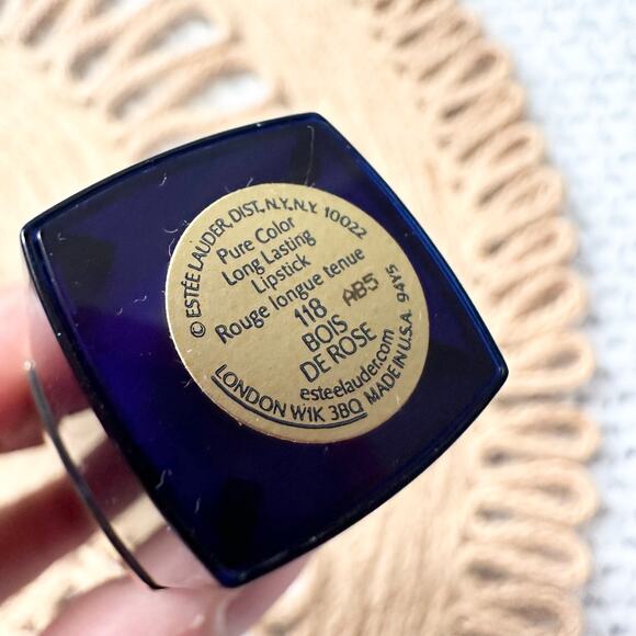 Estée Lauder New Pure Color Long Lasting Lipstick 118 Bois De Rose Read - Picture 4 of 4